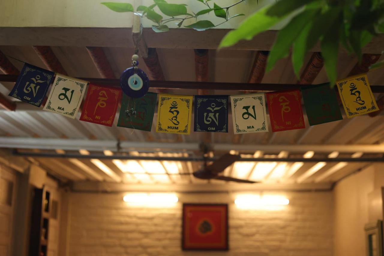 Srinekatan Heritage Villa Homestay 阿穆达巴 外观 照片