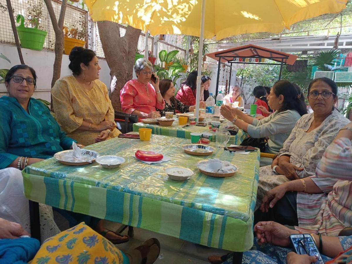 Srinekatan Heritage Villa Homestay 阿穆达巴 外观 照片