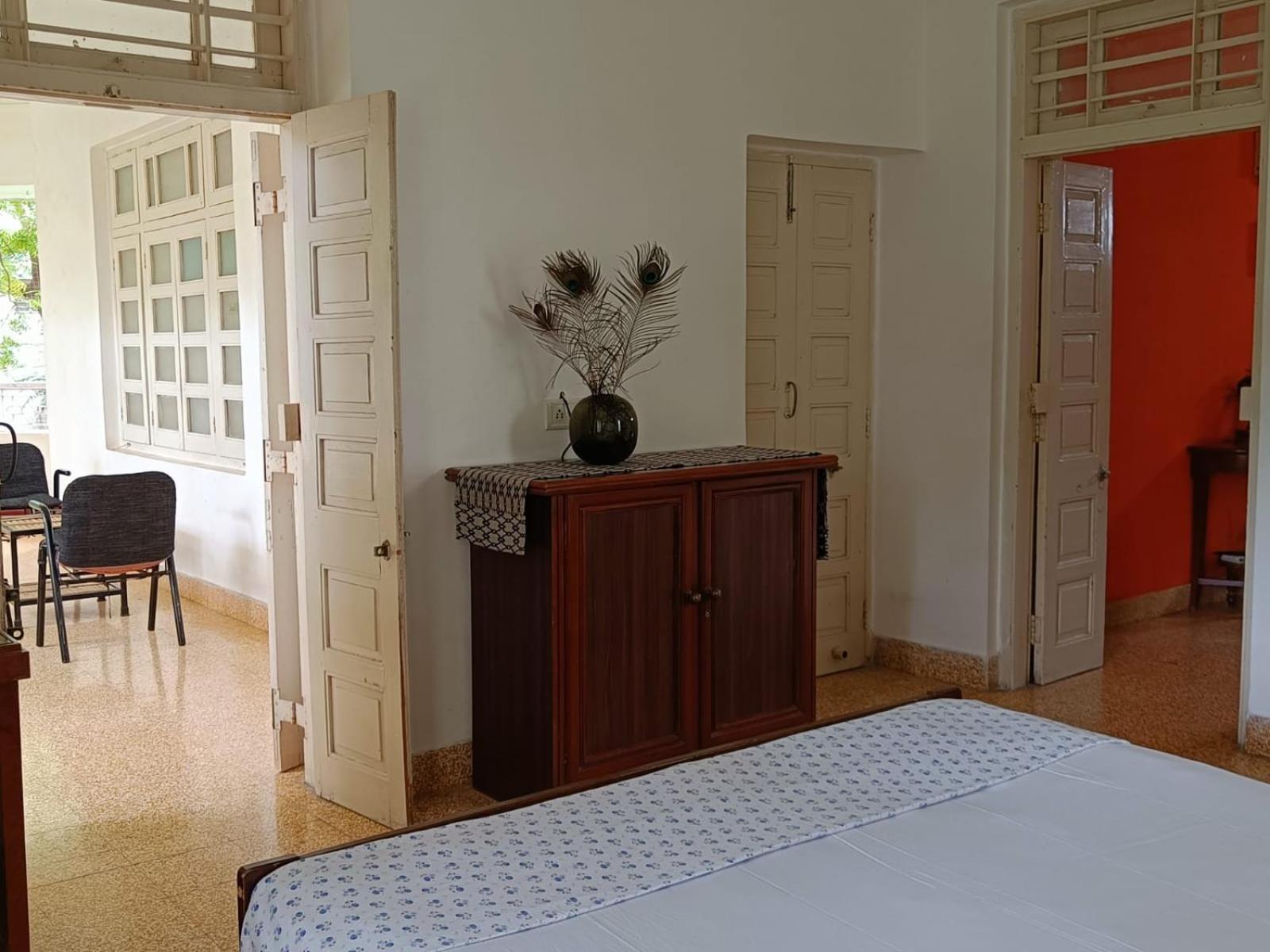 Srinekatan Heritage Villa Homestay 阿穆达巴 外观 照片